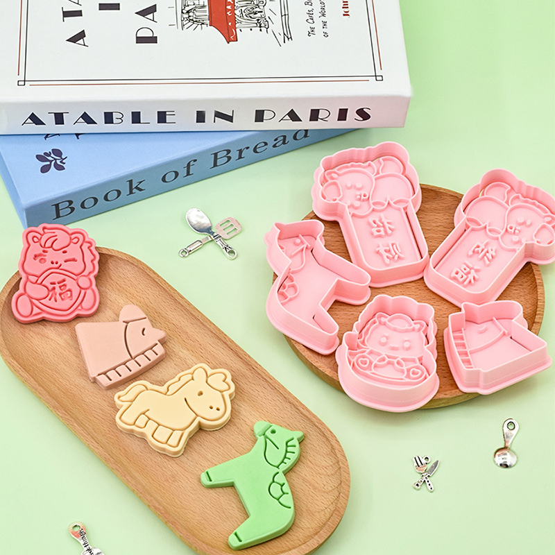Year Of The Horse Cookie Cutte - đánh giá và giá Kitchen Baking Torch